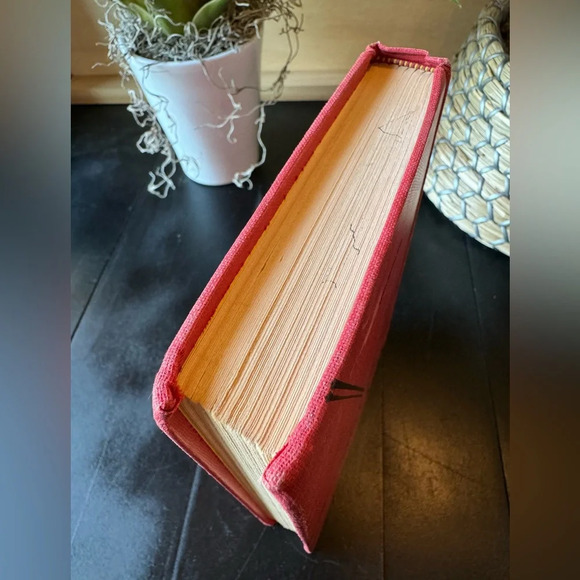 VINTAGE Treasure Island Children’s Hardback Book - Picture 7 of 10